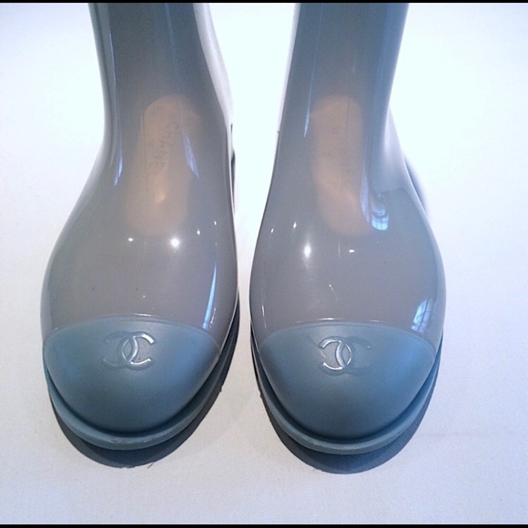 Chanel 💯 % Authentic Rain Boots Sz 38/US 8 - Picture 3 of 6